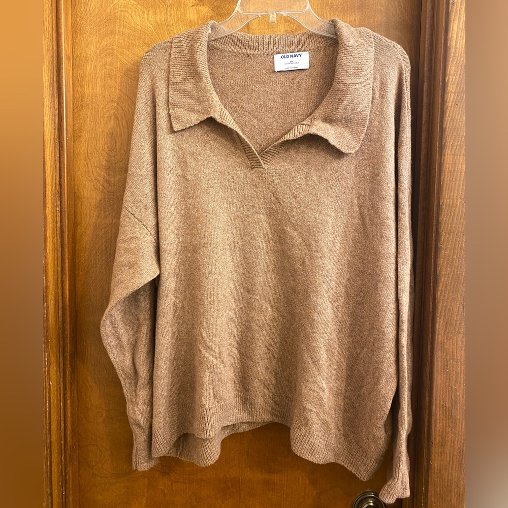 Brown Old Navy vneck sweater size XXL